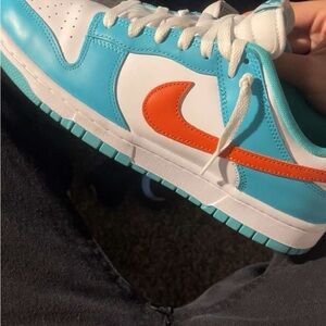 Low retro Miami dolphin dunks size 10